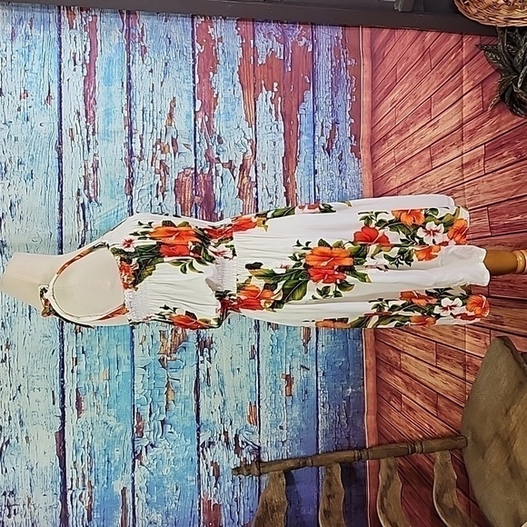 Hawaiian Dress one size - Picture 3 of 5